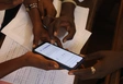Aperçu Des étudiants en Côte d'Ivoire testent les nouvelles solutions pour e-learning développées par l'EPFL. Source Photo : ©EPFL-EXAF